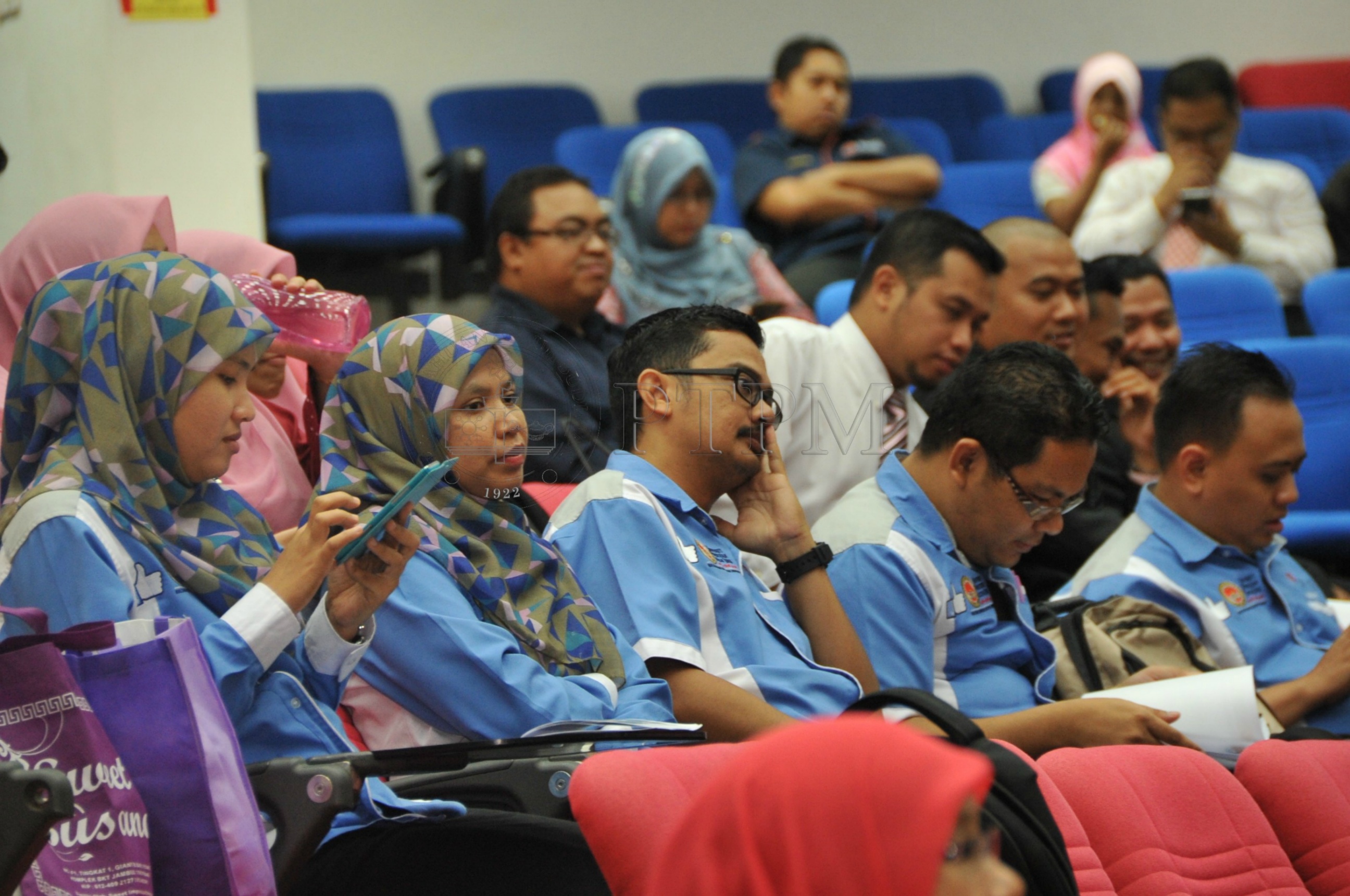 PRO 14 126 KIKPRO 2256